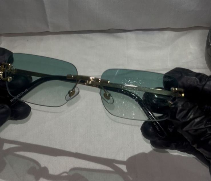 les lunettes bleu ciel les lunettes bleu ciel