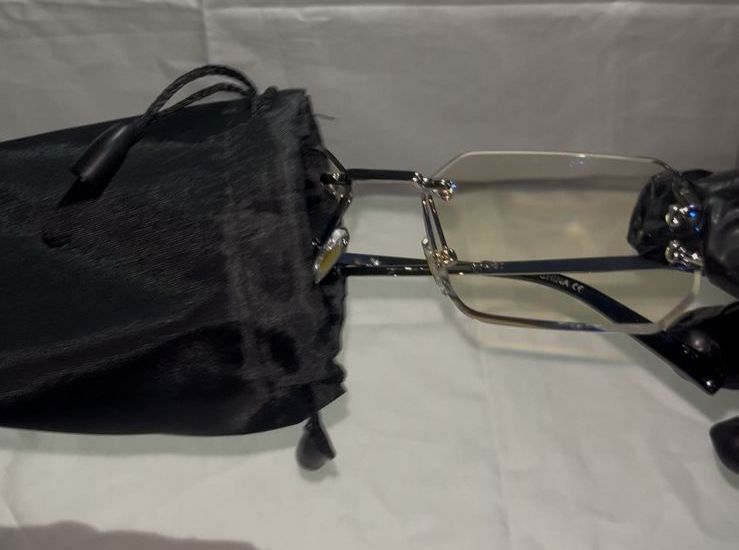les lunettes photochromique (square) les lunettes photochromique (square)